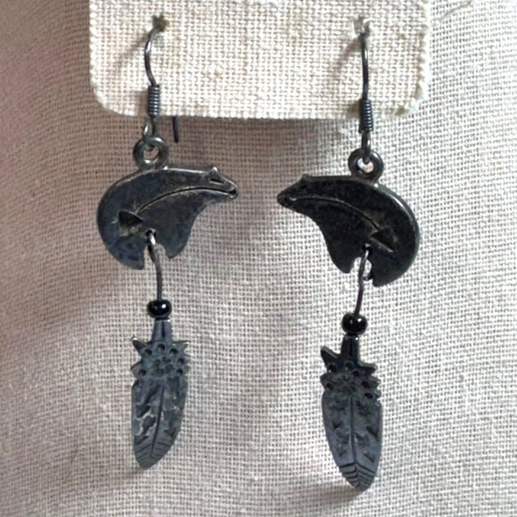 Vintage Sterling Silver Fetish Bear & Feather Dangle Earrings With Tribal Design - Picture 1 of 9